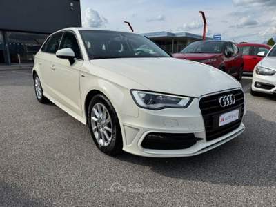 Audi A3 1.6 tdi Attraction 110cv E6 Bianco usata Tavagnacco