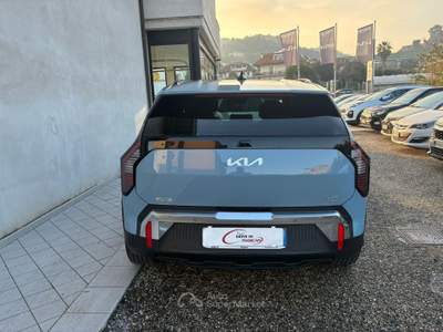 Kia EV3 EV3 81.4 kWh Earth Blu/Azzurro usata Grottammare