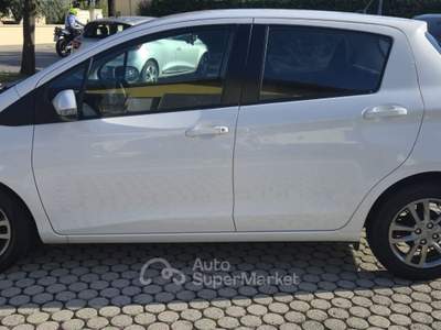 Toyota Yaris 5 porte Lounge Bianco usata Pieve a Nievole