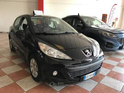 Peugeot 207 adatta a neopatentati  Nero usata Merlara