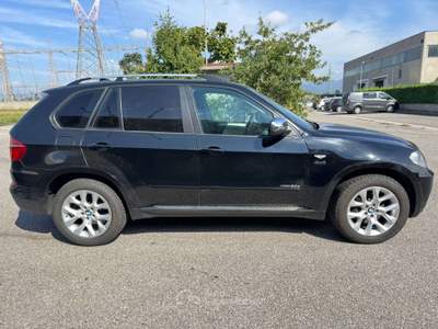 BMW X5 X5 X5 E70 xdrive30d Eletta auto 8m E5 Nero usata TRAVAGLIATO