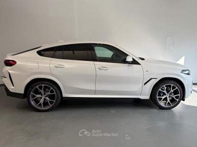 BMW X6 xdrive30d mhev 48V Msport auto Bianco usata Trento