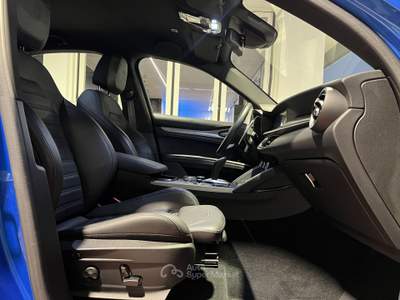 Alfa Romeo Stelvio Stelvio 2.0 Turbo 280 CV AT8 Q4 Veloce Blu/Azzurro usata Pordenone