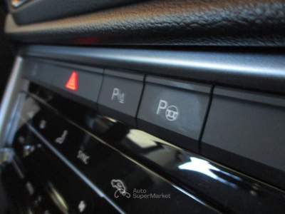 Volkswagen T-Roc 1.0 TSI Life - CarPlay Nero usata Mogliano Veneto