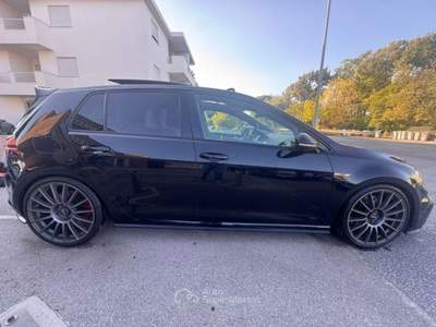 Volkswagen Golf 2.0 tsi Gti Clubsport 5p dsg Nero usata Latina