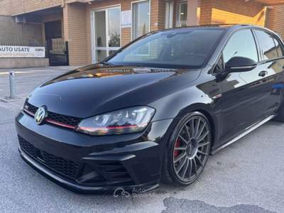 Volkswagen Golf 2.0 tsi Gti Clubsport 5p dsg Nero usata Latina