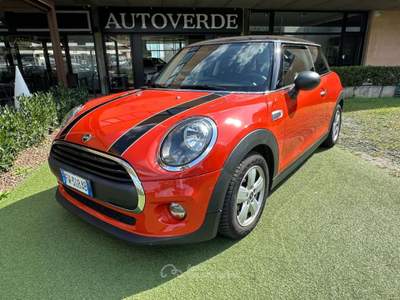 MINI One 1.5 One 3P 75CV OK NEOPATENTATI Arancione usata Curno