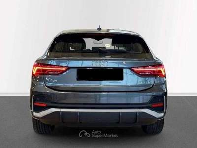 Audi Q3 Sportback 35 2.0 tdi S line s-tronic 150CV Grigio usata Riccione