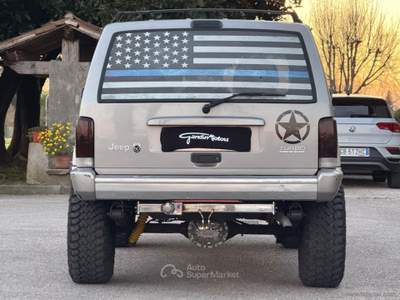 Jeep Cherokee Cherokee 2.5 TD 5p. C.Trac. Ltd. LX 60th BELLISSIMO NEOPATENTATI Grigio usata San Vendemiano