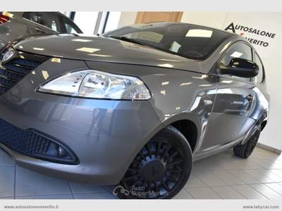 Lancia Ypsilon Ypsilon 1.3 MJT 95 CV 5p. S&S Elle Grigio usata San Michele Salentino
