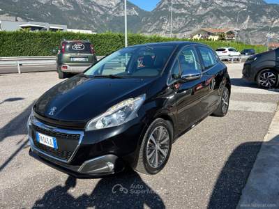 Peugeot 208 208 BlueHDi 75 5p. Allure Nero usata Lavis