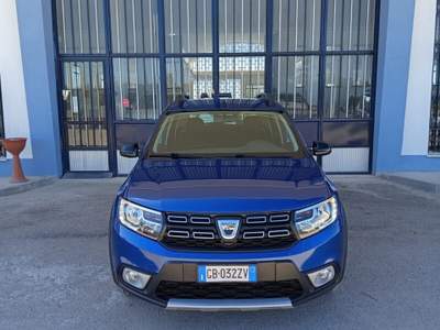 Dacia Sandero Stepway 1.0 TCe 100CV ECO-G 15th Anniversary Blu/Azzurro usata CERIGNOLA