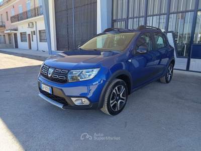 Dacia Sandero Stepway 1.0 TCe 100CV ECO-G 15th Anniversary Blu/Azzurro usata CERIGNOLA