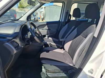 Fiat Doblò Doblò 1.6 MJT 120CV 5 POSTI LOUNGE - 2015 Bianco usata ANDRIA