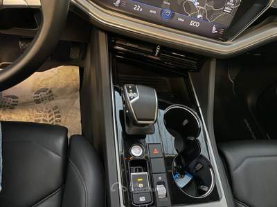 Volkswagen Touareg 3.0 V6 TDI 286 CV SCR Advanced Tetto Blu/Azzurro usata Gozzano