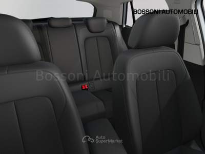 Audi Q2 35 1.5 tfsi identity black Bianco usata Cremona
