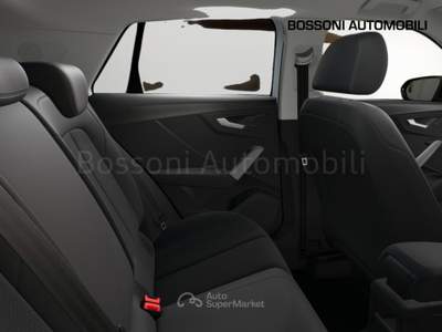 Audi Q2 35 1.5 tfsi identity black Bianco usata Cremona