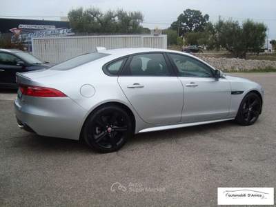 Jaguar XF 2.0 D 240 CV AWD aut. R-Sport Argento usata Cisternino