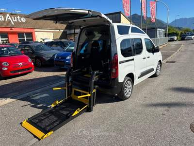 Fiat Doblò DOBLO 1.5 BlueHdi 100 PC-TA -HR CLEAR VIEW- 4+1 ALL.DISABILI VERSIONE HR PER OSPITI DISABILI Bianco usata Lavis