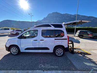 Fiat Doblò DOBLO 1.5 BlueHdi 100 PC-TA -HR CLEAR VIEW- 4+1 ALL.DISABILI VERSIONE HR PER OSPITI DISABILI Bianco usata Lavis
