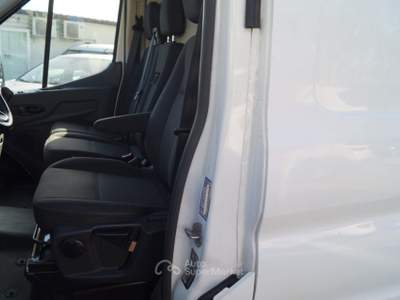 Ford Transit 330 2.0TDCi EcoBlue Trend L3H2hybrid rivestito int Bianco usata Roma