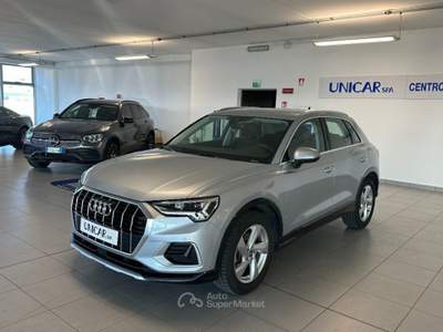 Audi Q3 2.000 DIESEL 150 CV 35 BUSINESS ADVANCED C.AUTO! Argento usata Alba
