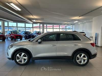 Audi Q3 2.000 DIESEL 150 CV 35 BUSINESS ADVANCED C.AUTO! Argento usata Alba