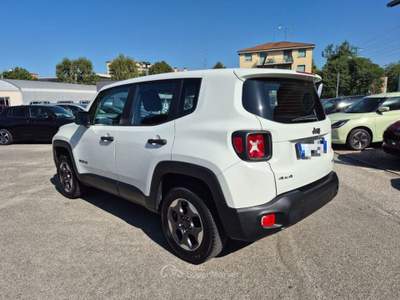 Jeep Renegade 2.0 Mjt 120CV 4WD Active Drive Sport Bianco usata Bologna