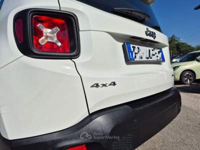 Jeep Renegade 2.0 Mjt 120CV 4WD Active Drive Sport Bianco usata Bologna