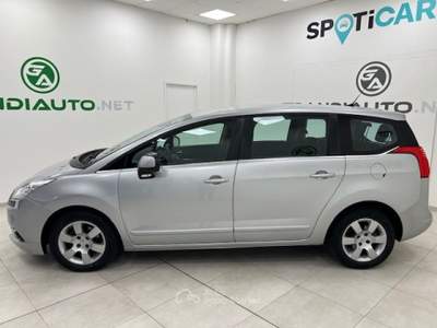 Peugeot 5008 I -  1.6 hdi 8v Active 115cv Argento usata Novi Ligure