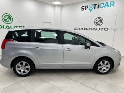 Peugeot 5008 I -  1.6 hdi 8v Active 115cv Argento usata Novi Ligure