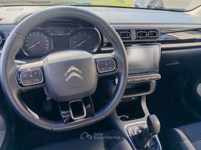 Citroen C3 C3 1.5 bluehdi Shine s Bianco usata San Vendemiano