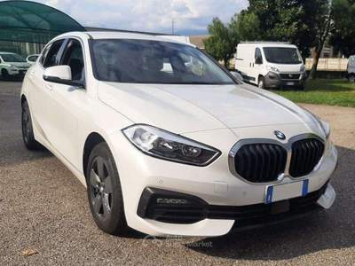 BMW Serie 1 116d 116 Serie 1 F40 116d Business Advantage Bianco usata San Vendemiano