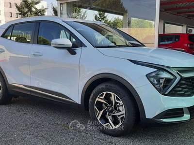 Kia Sportage Sportage 1.6 crdi mhev Business mt Bianco usata San Vendemiano