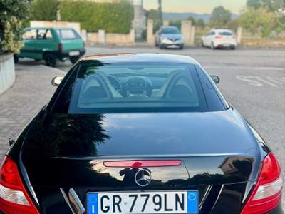 Mercedes-Benz SLK VEICOLO COMPLETAMENTE ORIGINALE, NESSUNA PRESENZA DI RUGGINE.  Nero usata Città di Castello