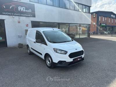Ford Transit Courier 12 mesi di garanzia inclusa nel Prezzo si valutano permute  Bianco usata Montecchio Emilia