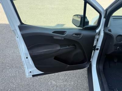 Ford Transit Courier 12 mesi di garanzia inclusa nel Prezzo si valutano permute  Bianco usata Montecchio Emilia