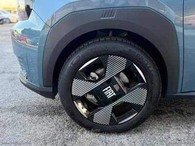 Fiat Grande Panda Grande Panda 1.2 Hybrid 110 S&S La Prima Blu/Azzurro usata Mesagne