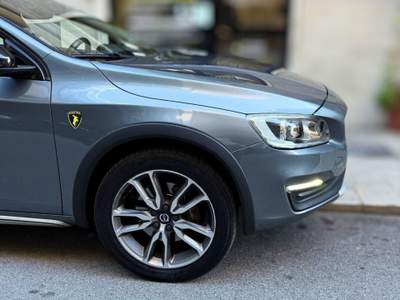 Volvo S60 Cross Country Geartronic Pro Grigio usata Bari