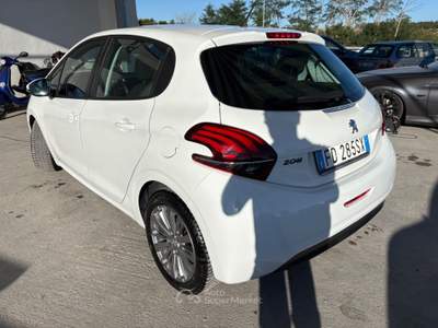 Peugeot 208 5 porte Active Bianco usata ALTAMURA