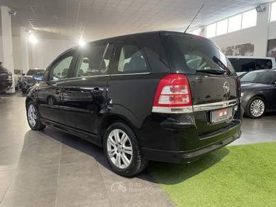 Opel Zafira Zafira 1.6 16V ecoM 94CV Cosmo Nero usata Cesena