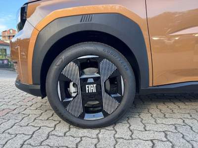 Fiat Grande Panda 1.2 Hybrid 110CV S&S La Prima PRONTA CONSEGNA Marrone usata Arsago Seprio