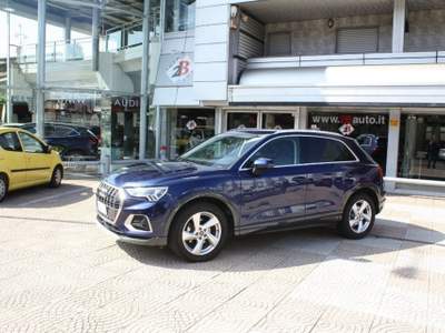 Audi Q3 35 TDI S tronic Business Advanced Blu/Azzurro usata Nova Milanese