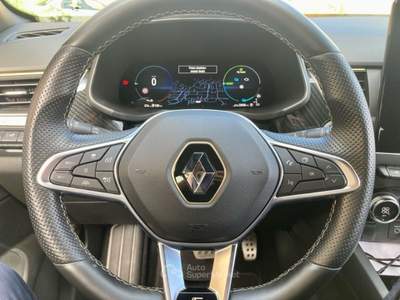 Renault Arkana Perfette condizioni come nuova. Consumi 5.2/100. Per neopatenta Nero usata Vibo Valentia