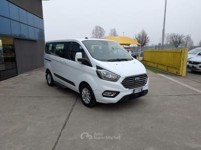 Ford Tourneo Custom 320 2.0TDCi 130CV Trend 9 posti - NAVI - Telecam Bianco usata Cremosano