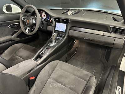 Porsche 911 3.0 Carrera 4 GTS auto Bianco usata Fontanafredda