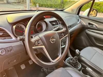 Opel Mokka . Argento usata Spezzano Albanese