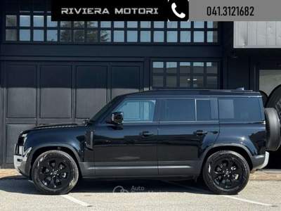 Land Rover Defender 110 3.0D I6 200 CV AWD Auto S AUTOCARRO Nero usata Dolo
