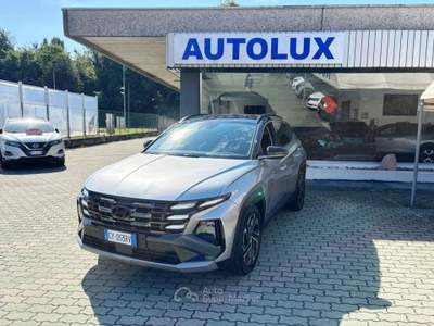Hyundai Tucson 1.6 HEV 4WD aut. Exellence Argento usata Somma Lombardo