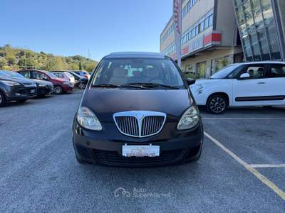 Lancia Musa AUTO IN PERFETTE CONDIZIONI Marrone usata Rende
